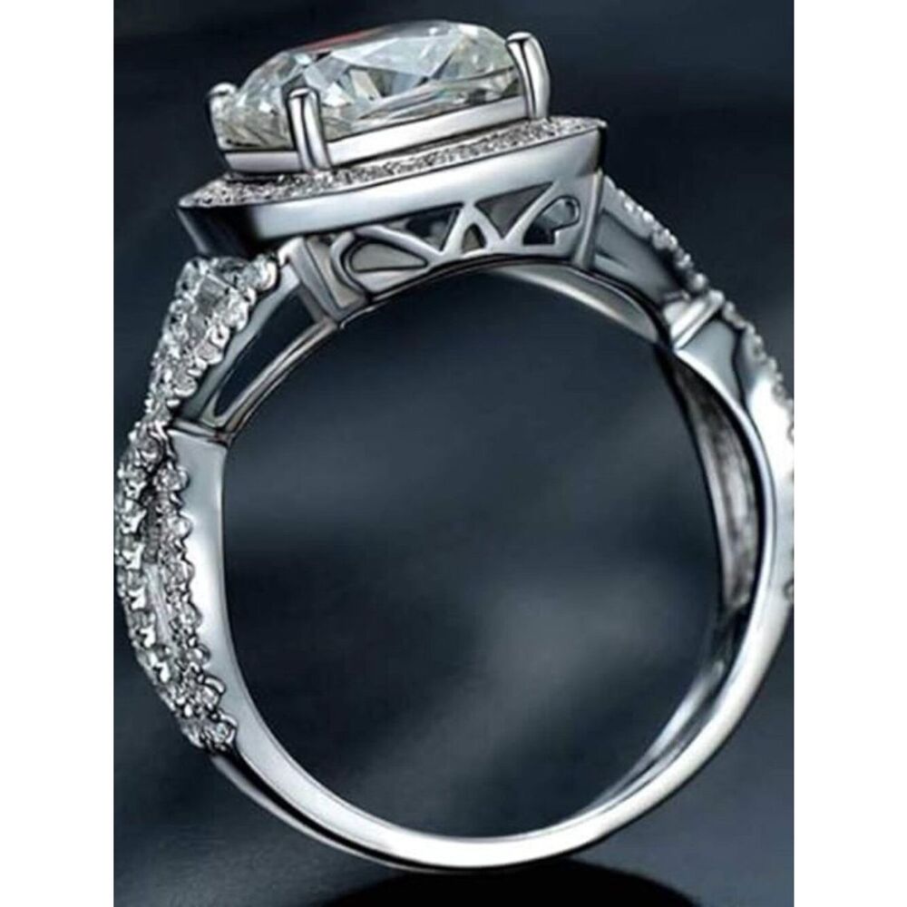 White Platinum Plated with AAA White Diamond Cubic Zirconia Princess Cut Ring - Picture 3 of 9